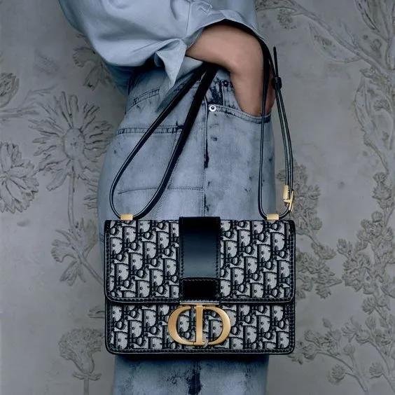 dior所有的惊喜都来自爱你的人,dior经典不过时