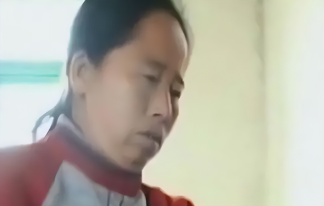 吉林农妇救了一条蛇,吉林农妇救毒蛇同吃同住12年