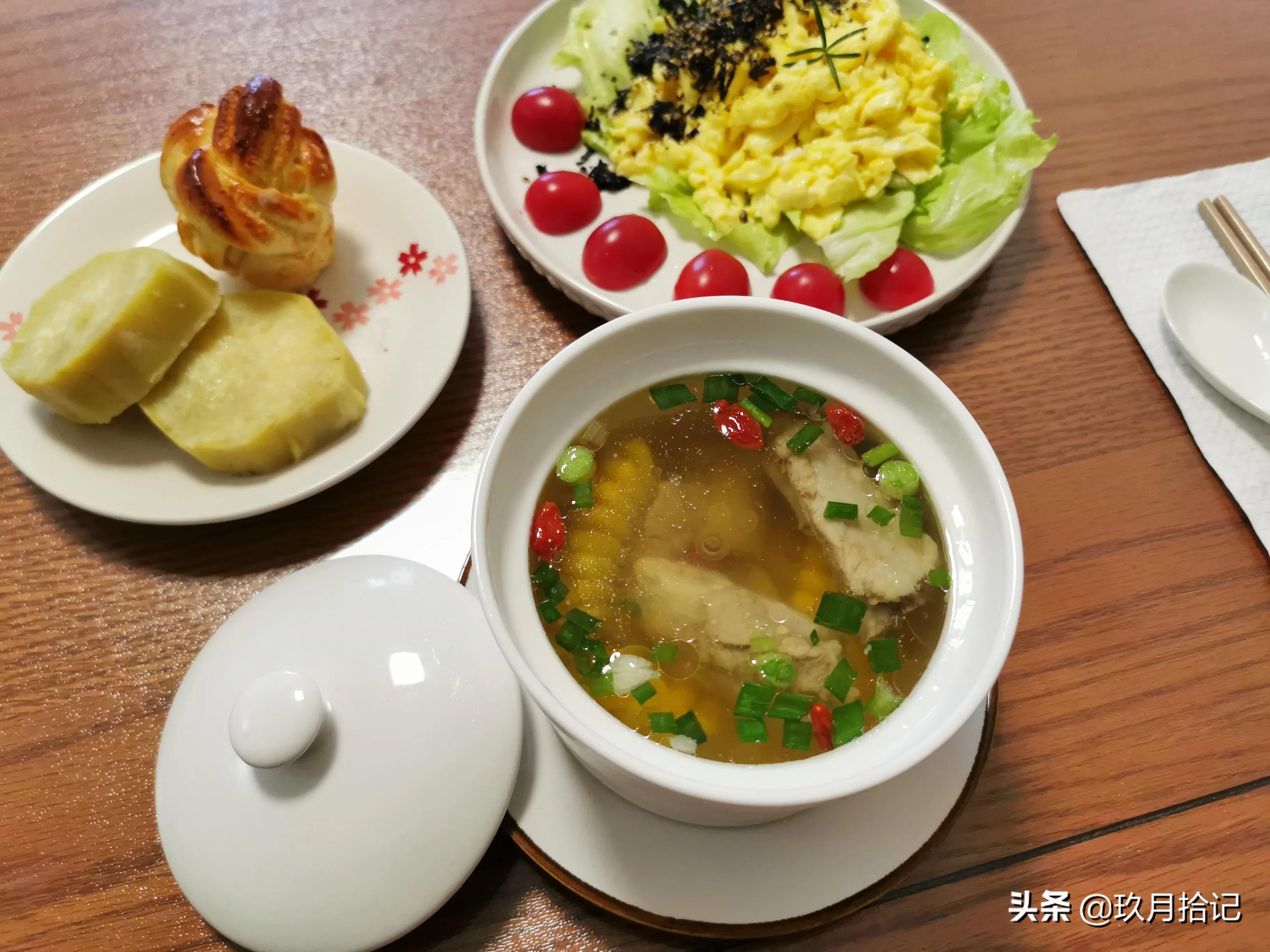 高中生学习紧张早餐别总牛奶面包，每天营养丰富换样吃用陪伴减压