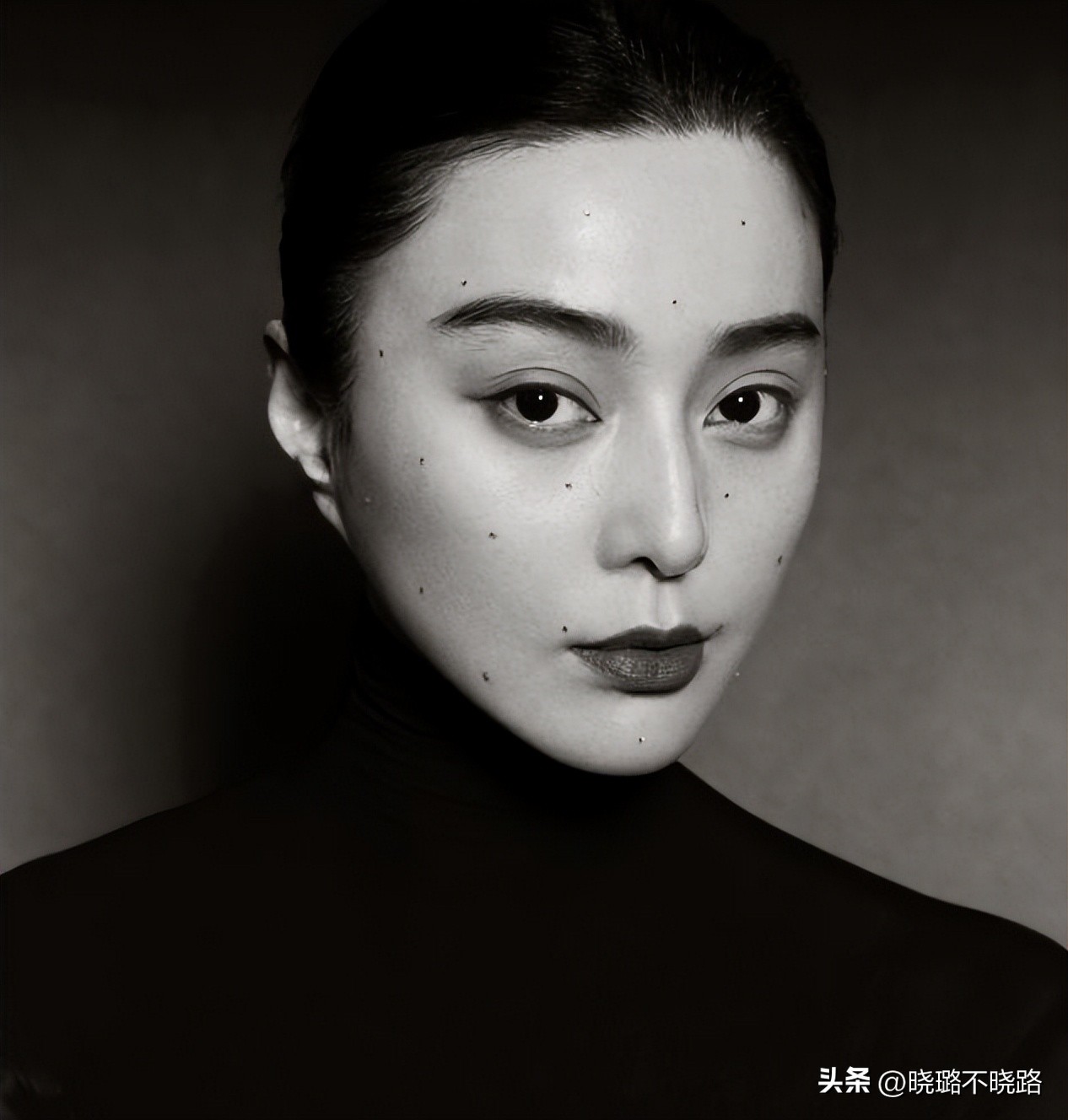 脸上这4个部位有痣到老都优雅,脸上这四处有痣是天生的美人