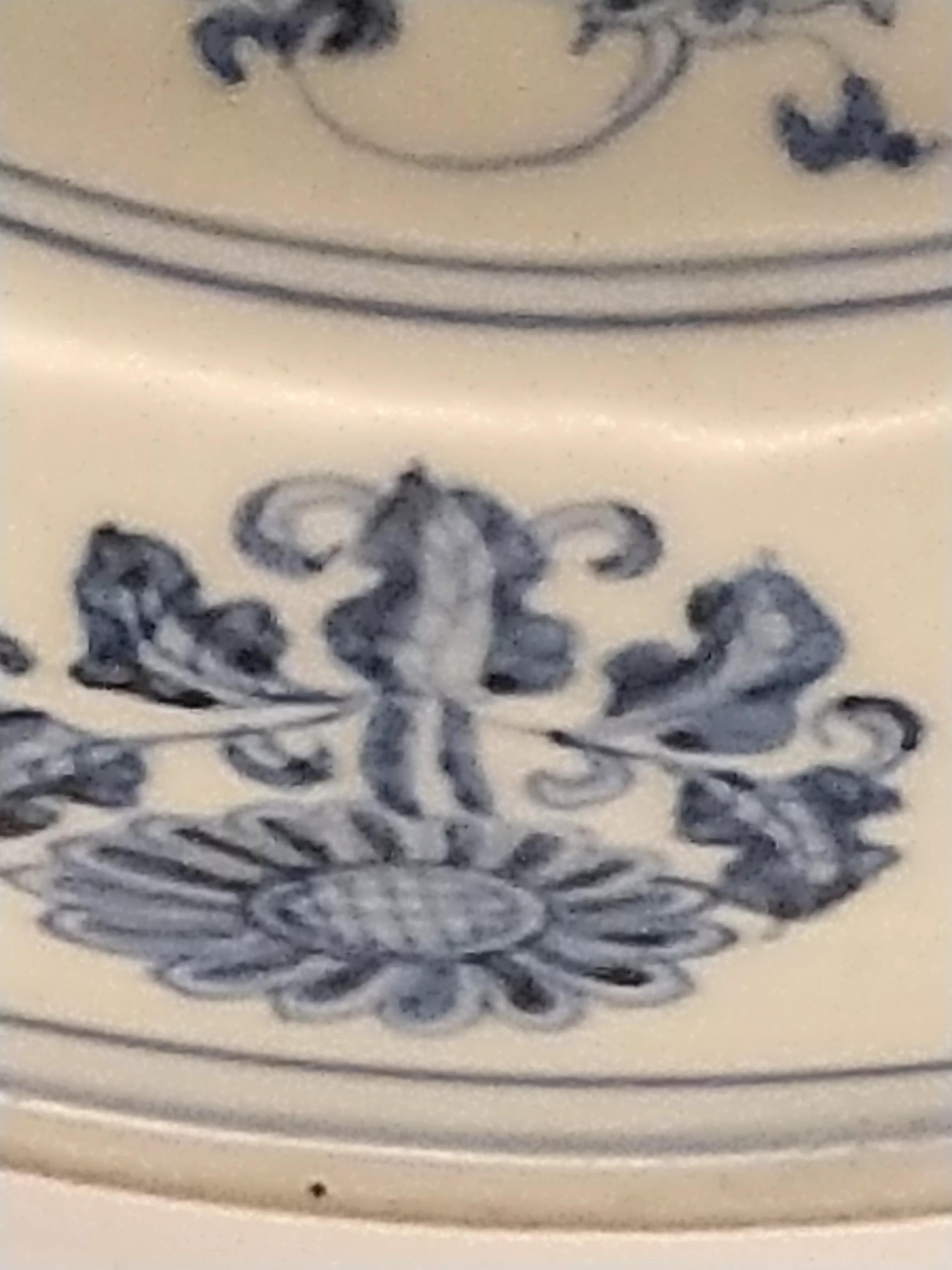 中国青花瓷画欣赏,水墨画颇具韵味的画法