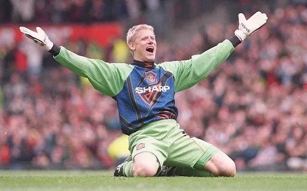 90年代世界足坛最佳阵容,足坛90年代阵型