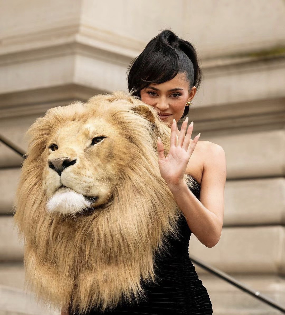 到底谁是卡戴珊家族中最富的女人,卡戴珊家族5个姐妹排名