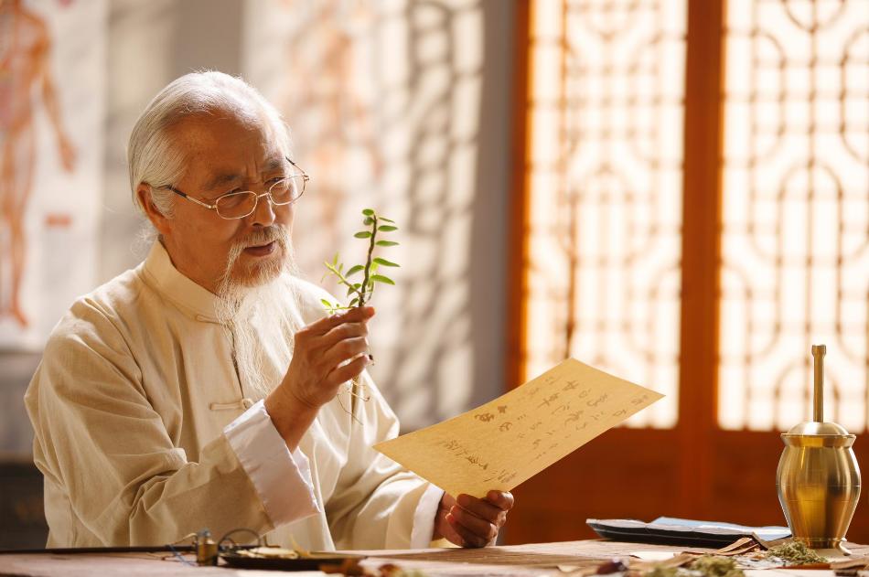 健康养生治疗偏头痛的小方法,健康科普缓解偏头痛可以怎么做