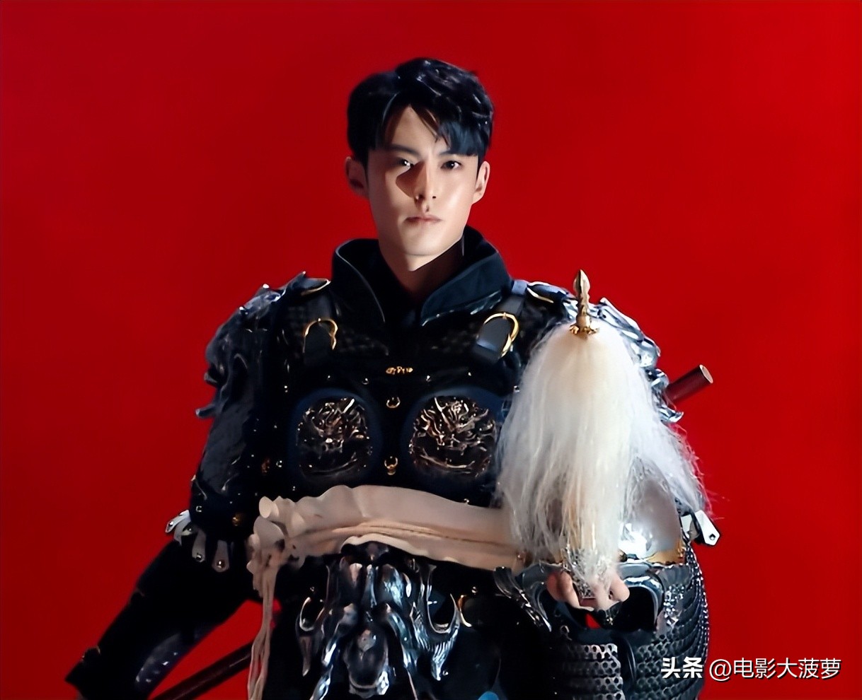 同样跟王鹤棣一起参与综艺的艺人,王鹤棣和周杰伦为什么是一个保镖