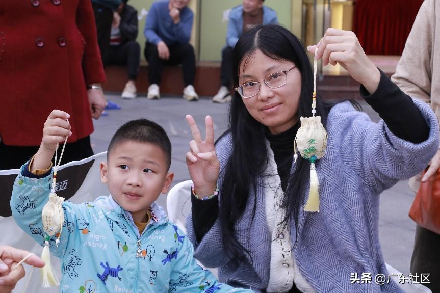 社区家庭医生服务活动,社区开展家庭医生进社区服务