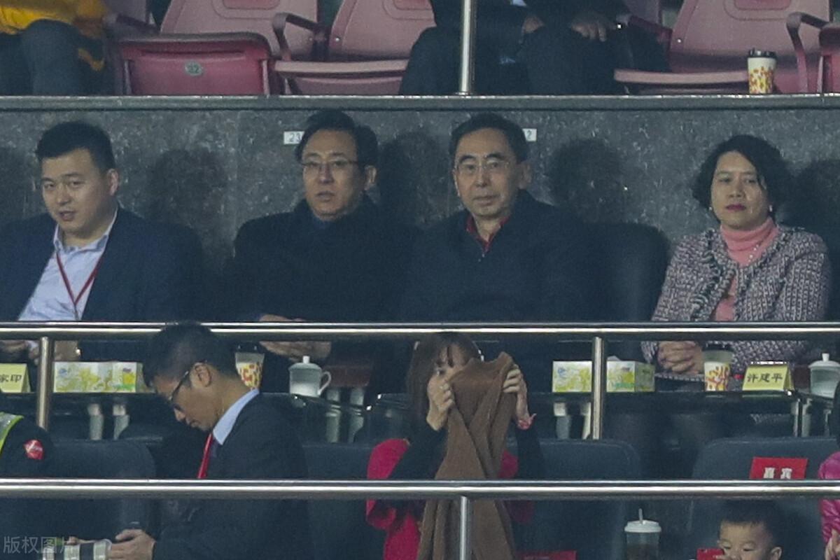 尘埃落定跟盖棺定论,尘埃落定董宇辉解读