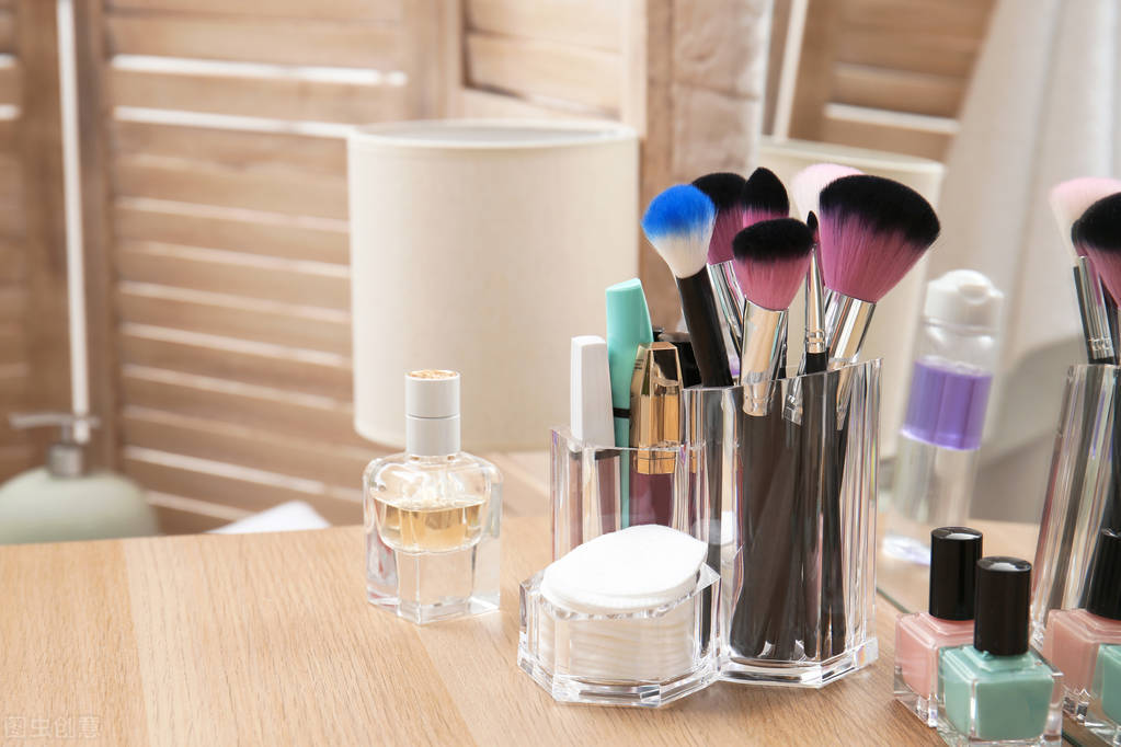 鍝佺墝鍐呭嵎,鍐呭嵎鍝佺墝