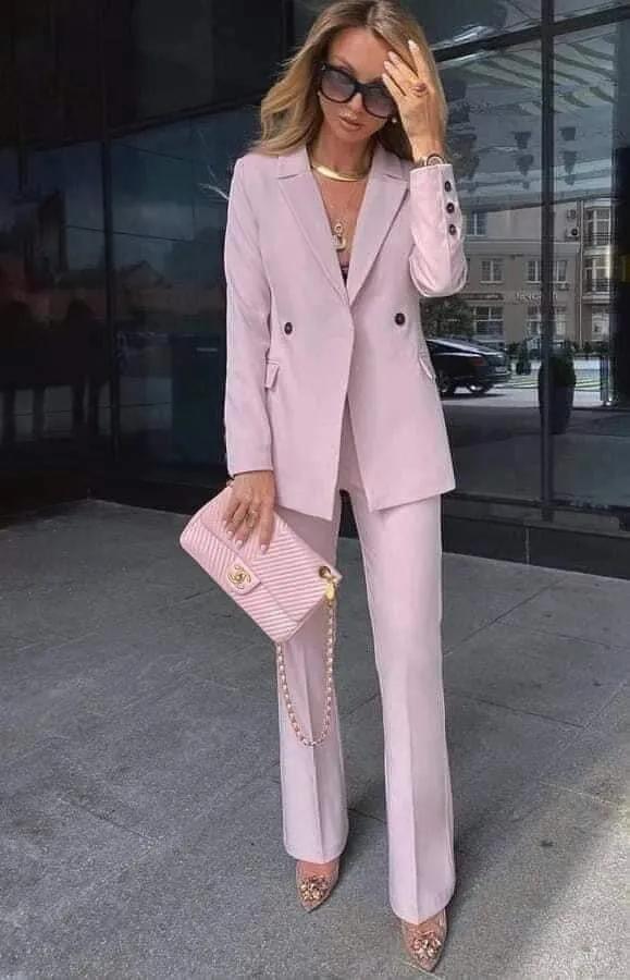 浪漫的粉色系温柔细腻,浪漫的粉色是春的象征