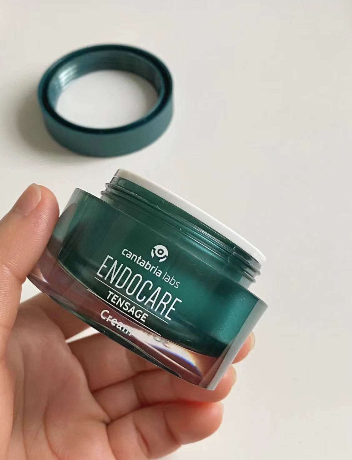 女人40岁用什么面霜,40岁最好用什么面霜