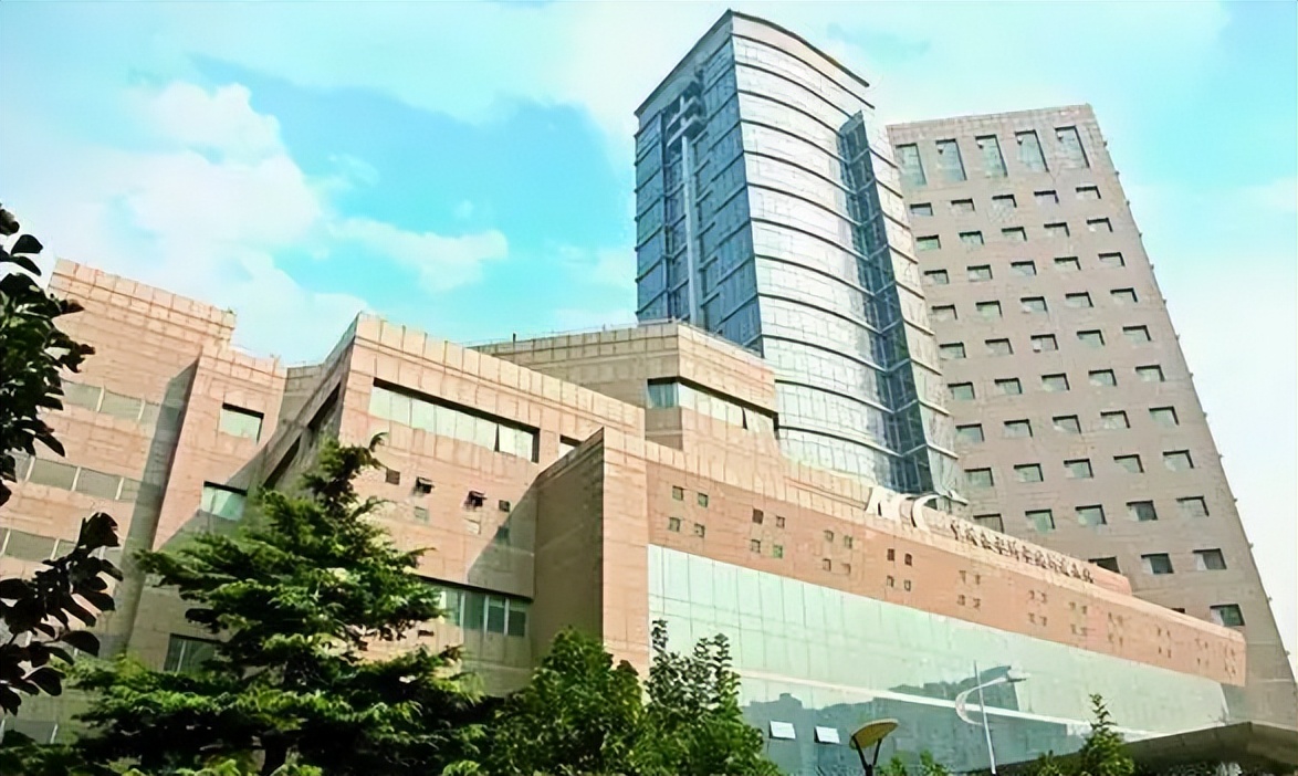 郑州市新增7例新冠肺炎无症状感染者/郑州发布101号通告/放假通知，不调休/郑州房贷利率步入4.4时代