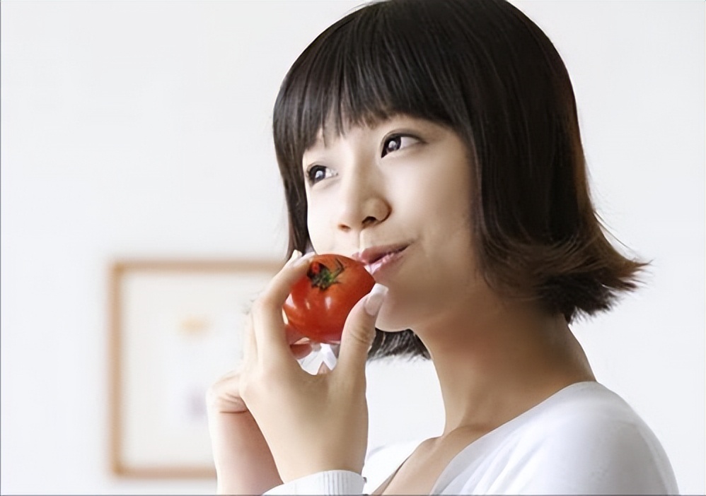 女性越瘦越漂亮?错了,过度减肥带来的损害可不少!