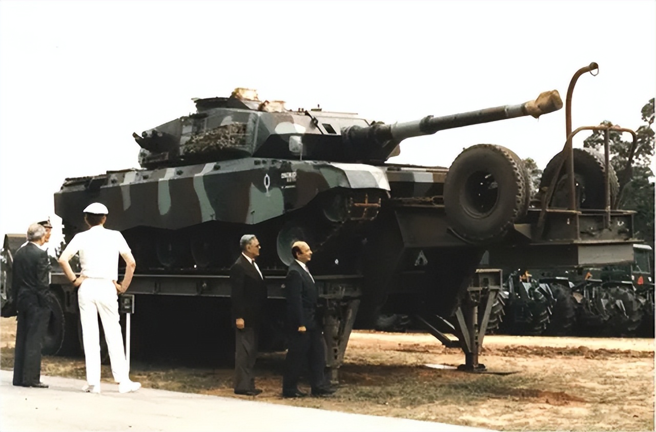 巴西装备的各型主战坦克图片,奥索里约坦克射速