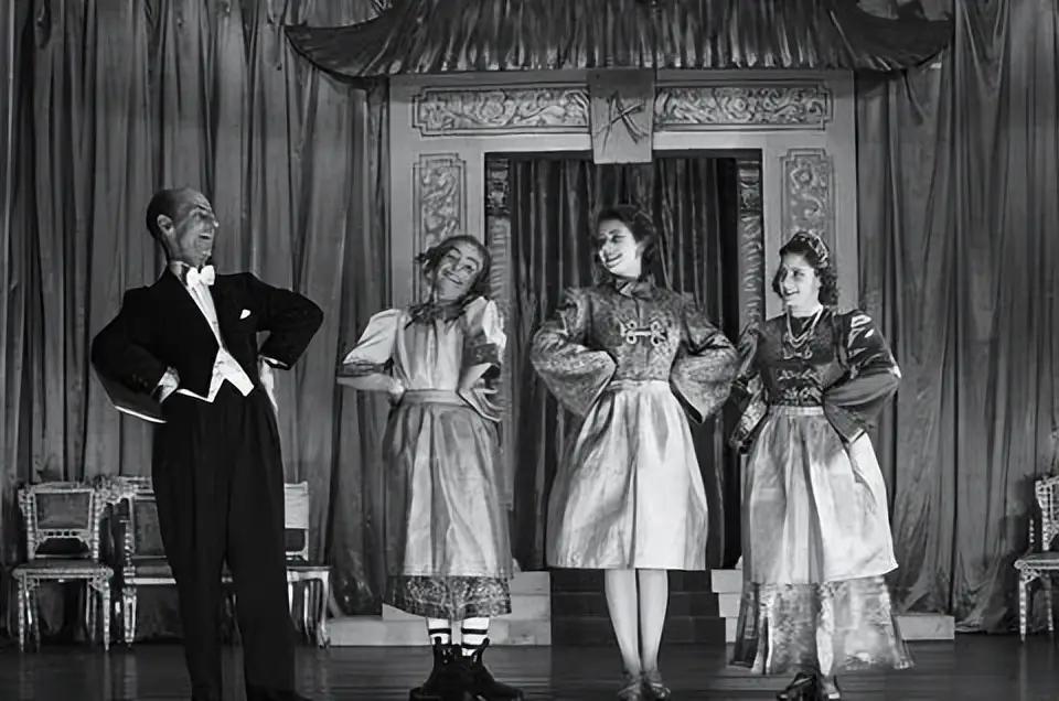 伊丽莎白时期的欧洲娱乐项目，竞技、格斗、戏剧和歌剧