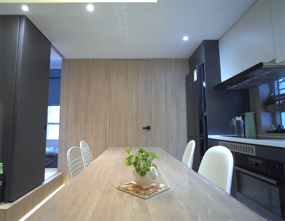 香港一家三口小户型,香港一家人蜗居小户型