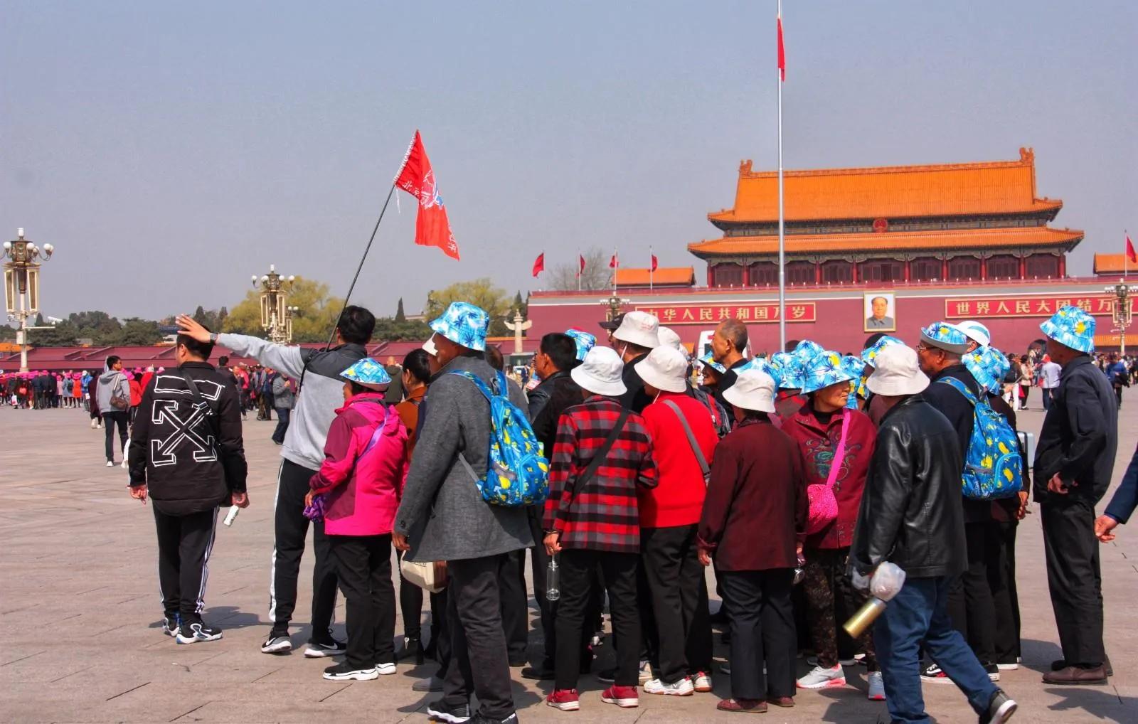 旅游团导游强制消费怎么投诉,旅游团导游强制消费