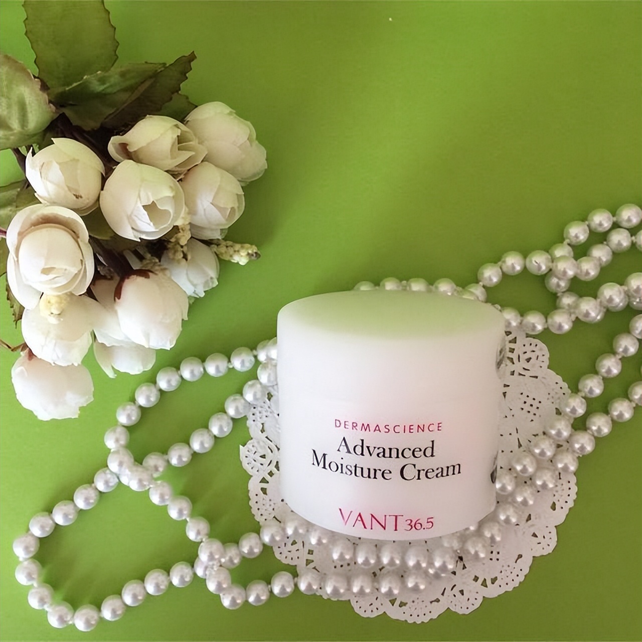 保湿补水美白面霜推荐,补水保湿美白面霜推荐