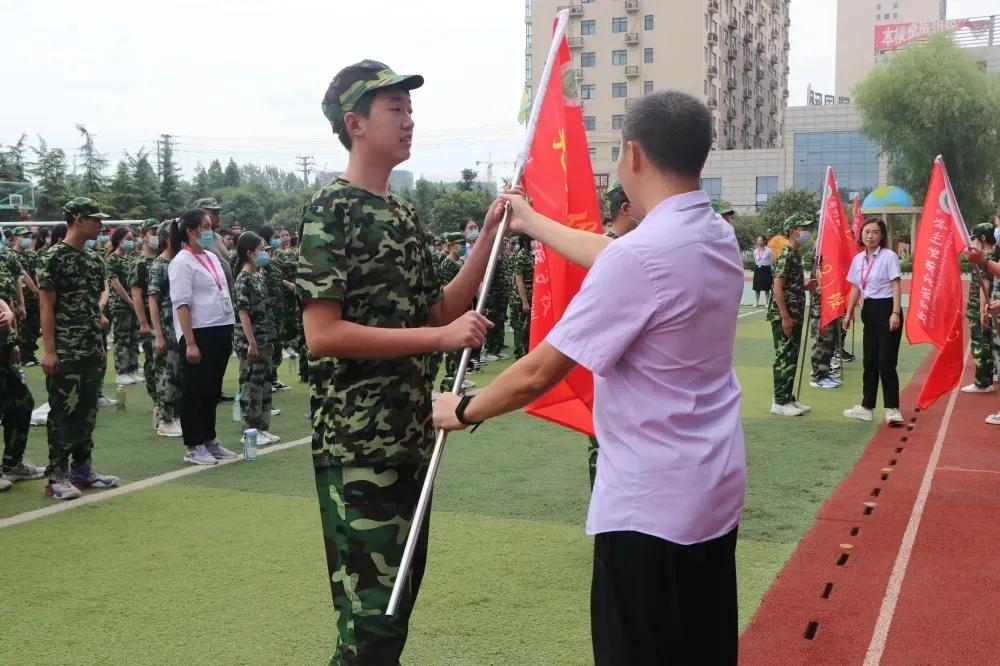 新徽实验学校军训2021,迷彩青春不负韶华军训