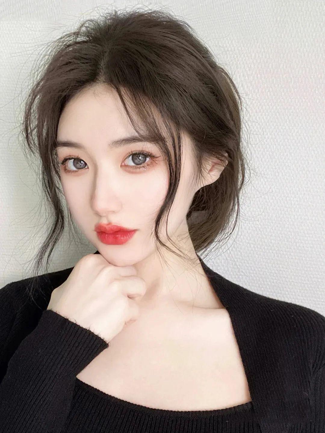 秋冬齐刘海造型,秋冬减龄刘海