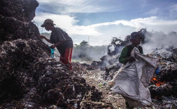 30多年了，中国终于彻底清除了“洋垃圾”