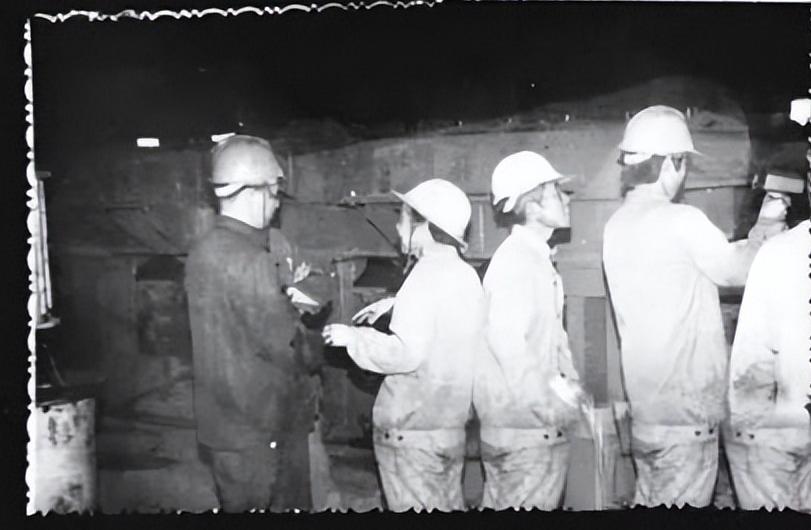 马斯克能还上许家印所欠的钱吗,马斯克当全球首富后屡遭逼捐