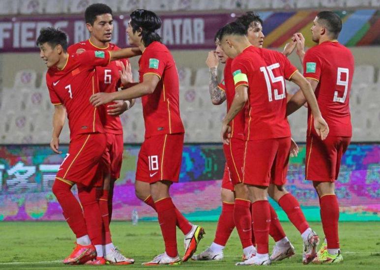 足协给男足的工资是多少,足协主席谈国足工资