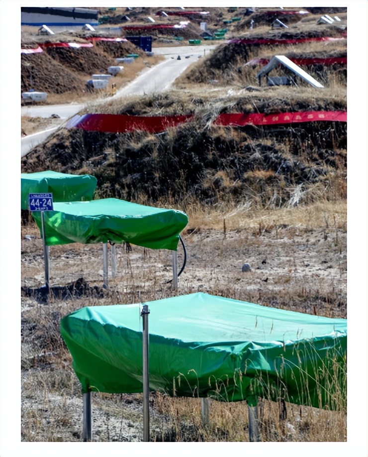 占地45亩的标准足球场馆,116公顷几个足球场