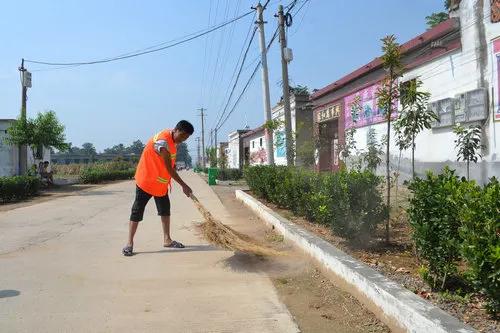 村镇政府向农民收取卫生费合法吗,农村让农民交卫生费合理吗