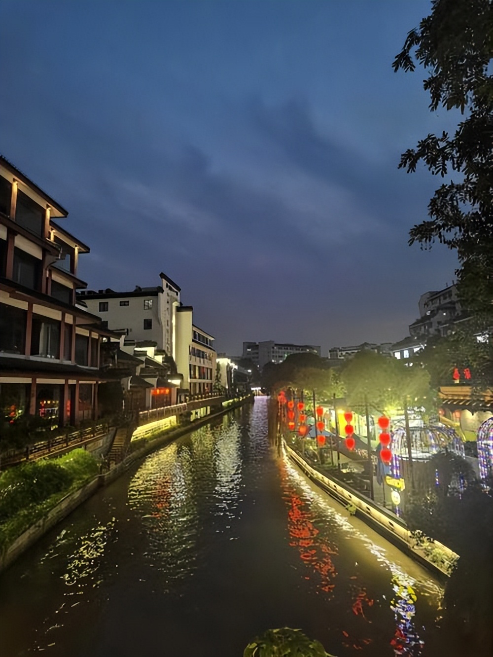南京秋天最值得去玩的免费景点,南京有哪些旅游景点值得去玩