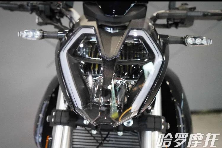 春风nk150和贝纳利小迅龙150,春风nk150碾压贝纳利小迅龙