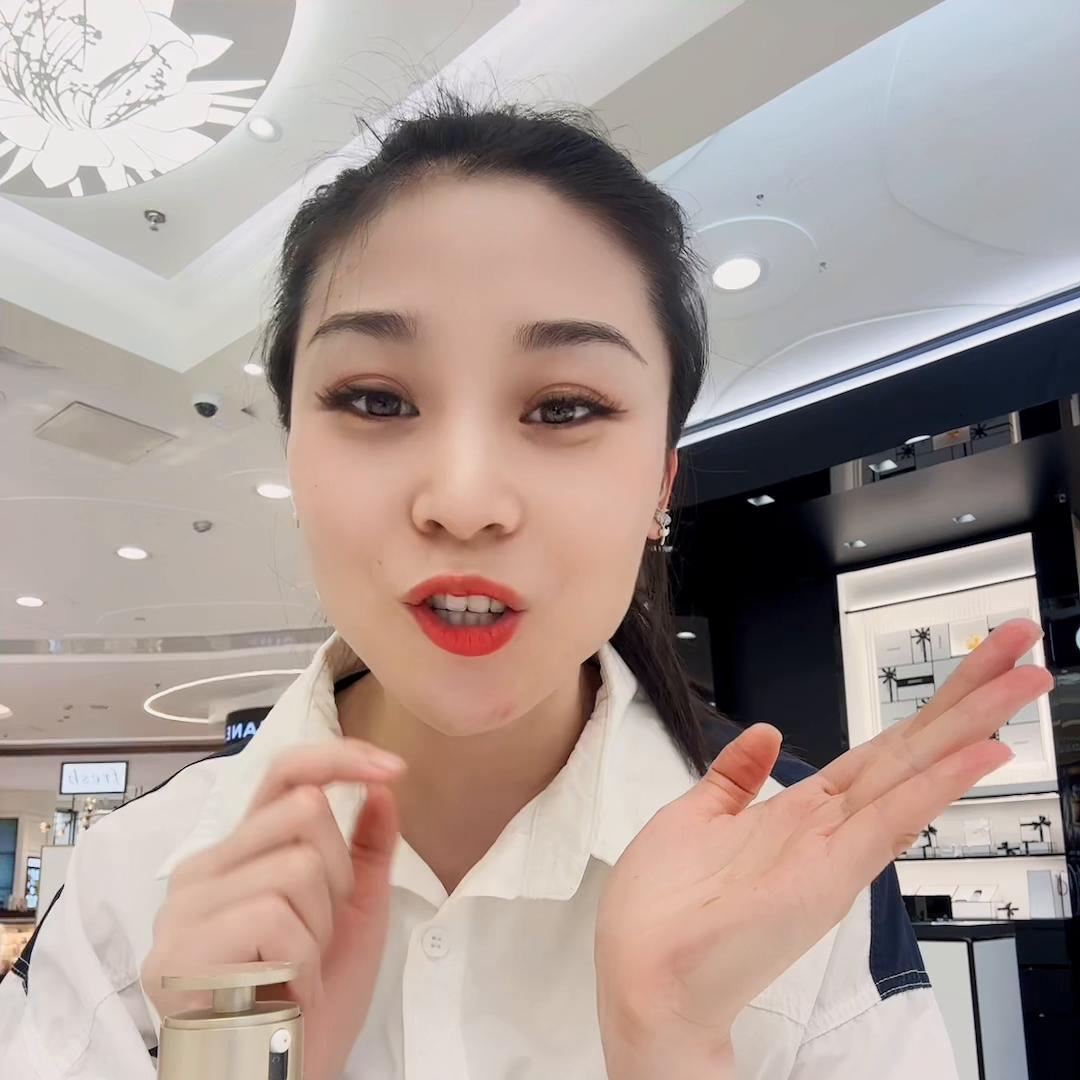 今天是微笑日分享美妆好物自用#好东西一起分享给大家