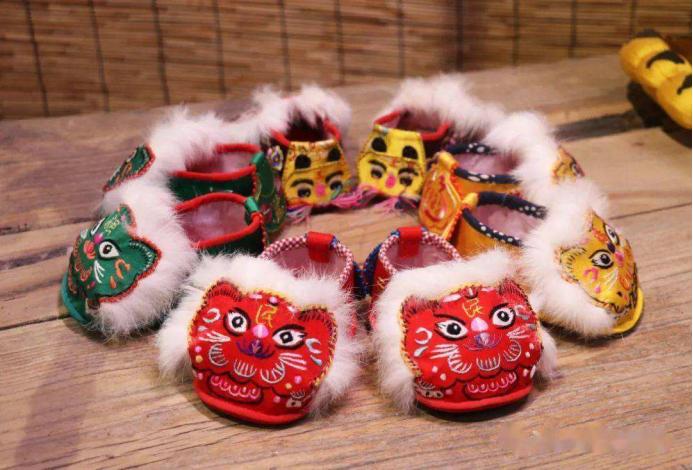 虎年虎运虎虎生威下一句,十二生肖虎虎生威虎图片