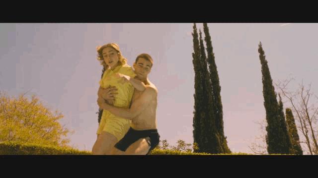 西班牙版《五十度灰》，除了主演的性张力，还有什么？