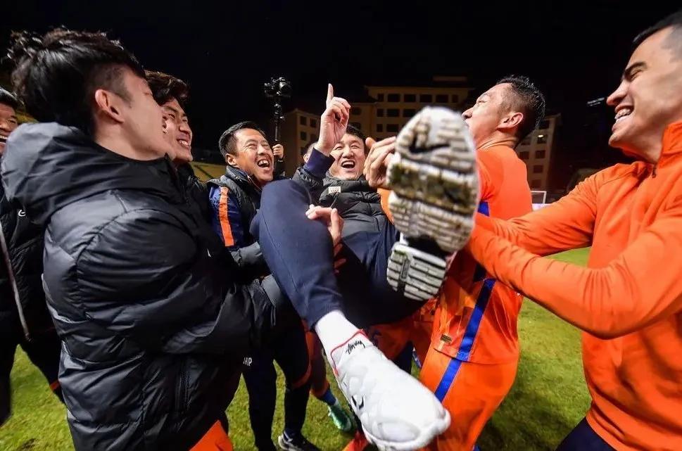 郝伟打造泰山新核,郝伟将带鲁能冲击双冠王