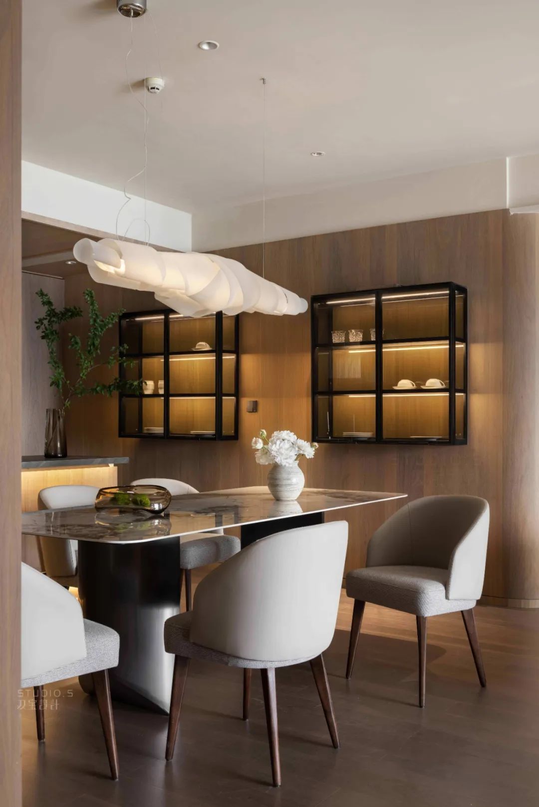 木色木饰面现代风,150平现代轻奢原木颜色