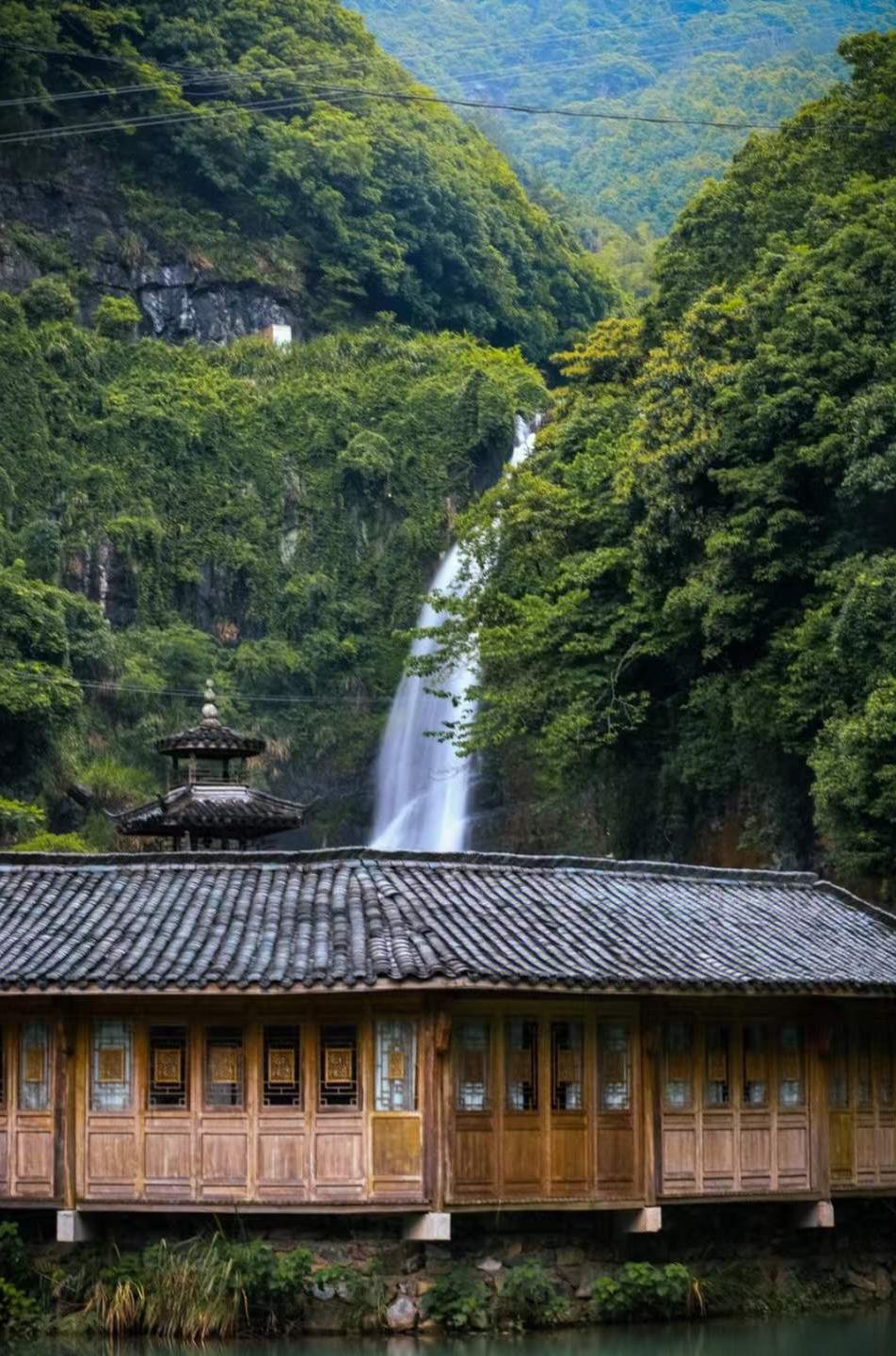 被《风味人间》疯狂种草的小城!1.5h直达!凭一个饼就征服世界