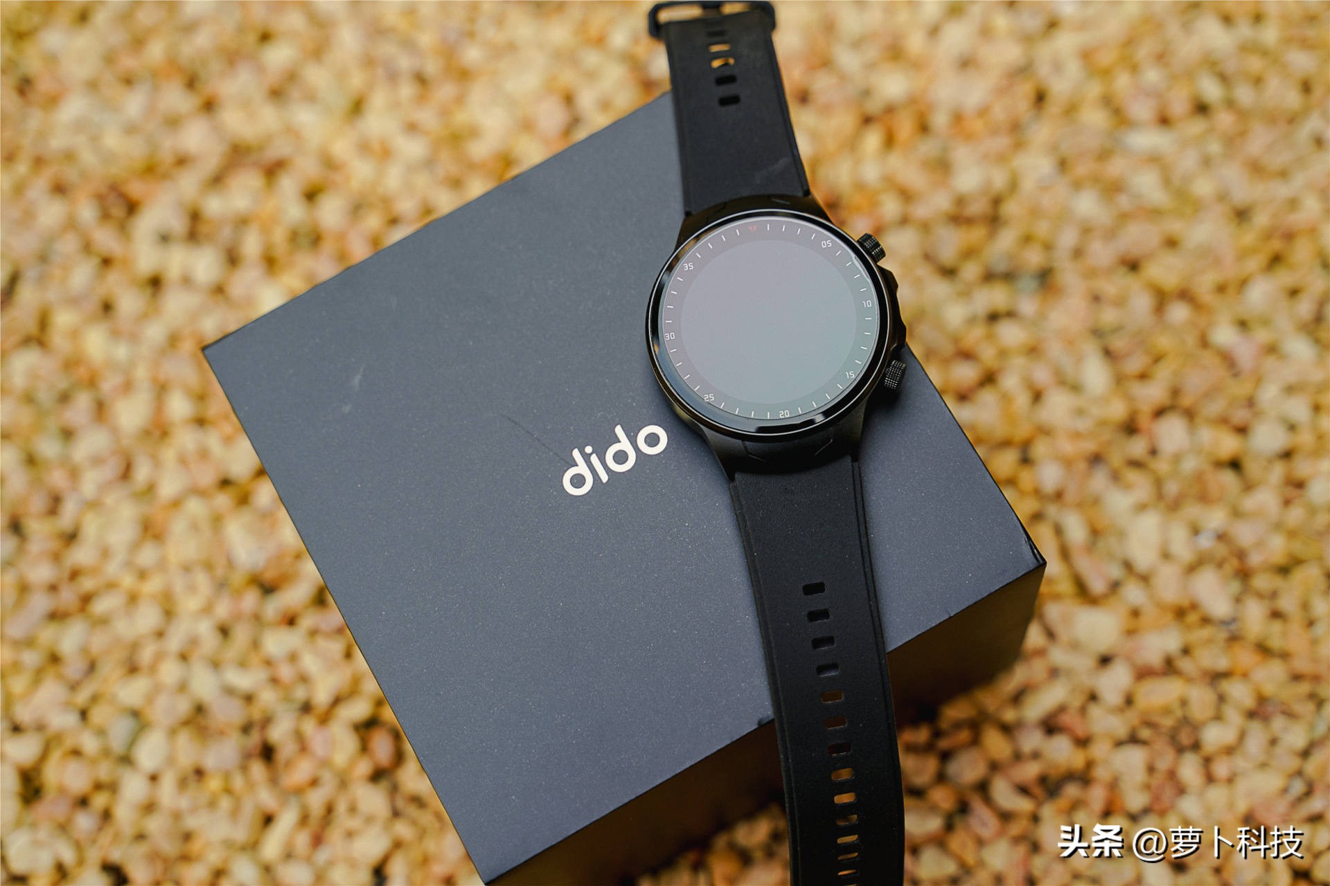 罗能和dido血压监测手表对比评测,dido手环测血压手表好用吗