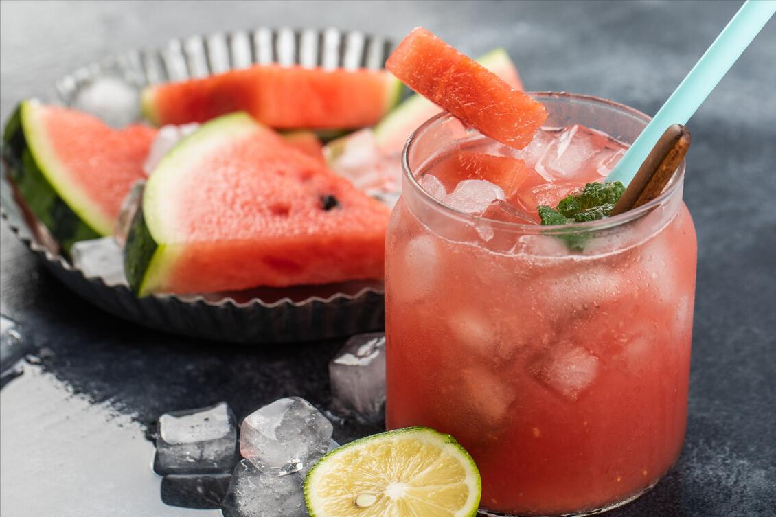 大暑多食一味少吃二物,大暑吃这种水果可温中补气开胃