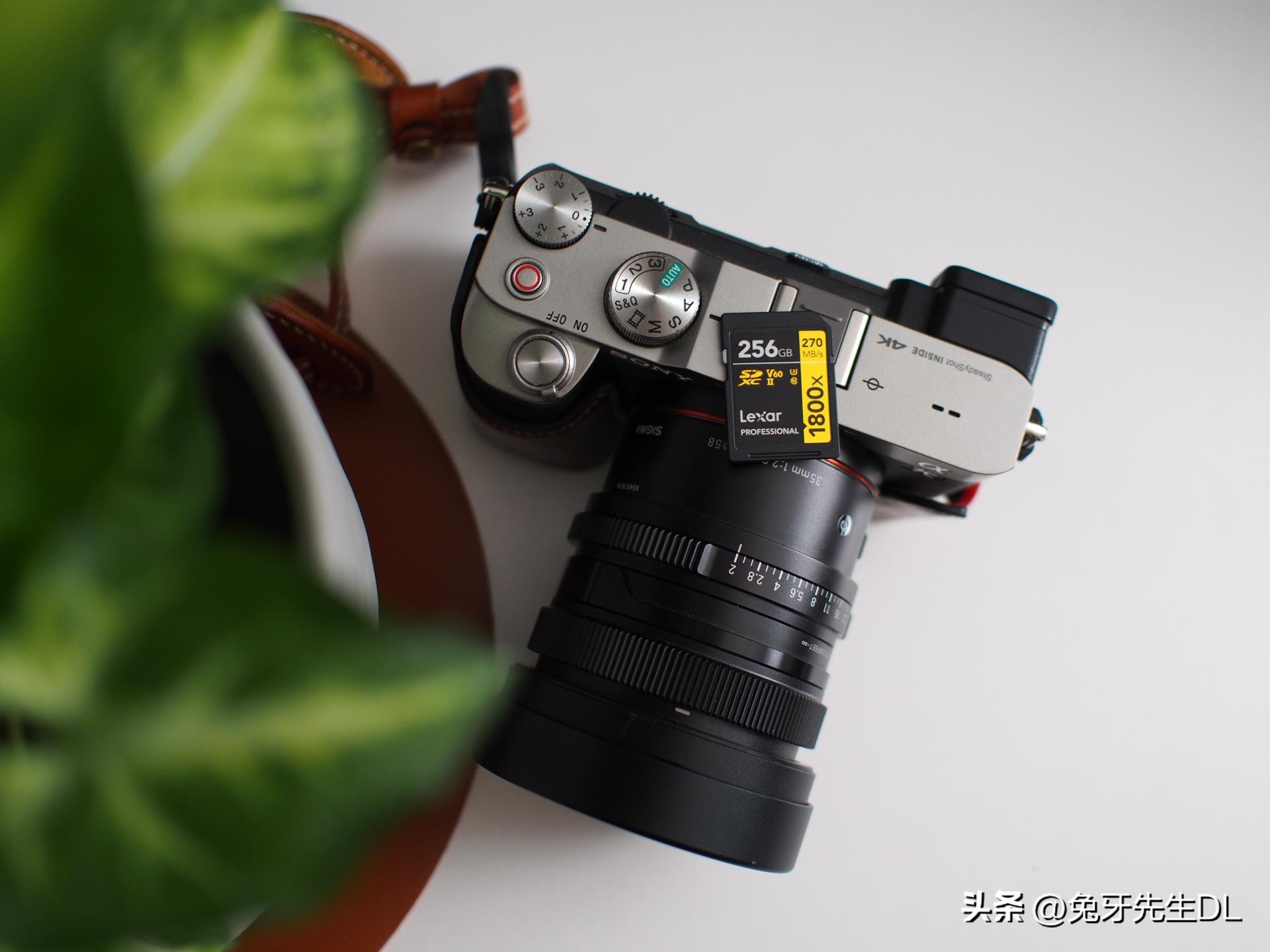 手机配件出行桌面，老男孩的11款好物安利，一只手都数不过来