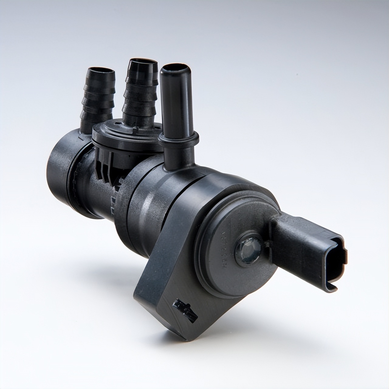 日产碳罐电磁阀工作原理,途观碳罐电磁阀工作原理