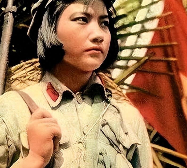 她在美国生活多少年,她在美国