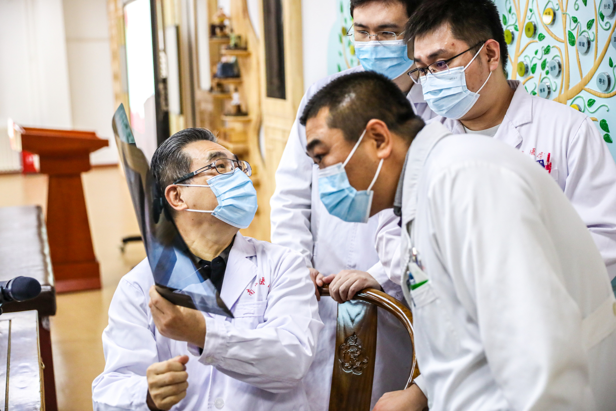 鲍树仁医生,鲍树仁正骨