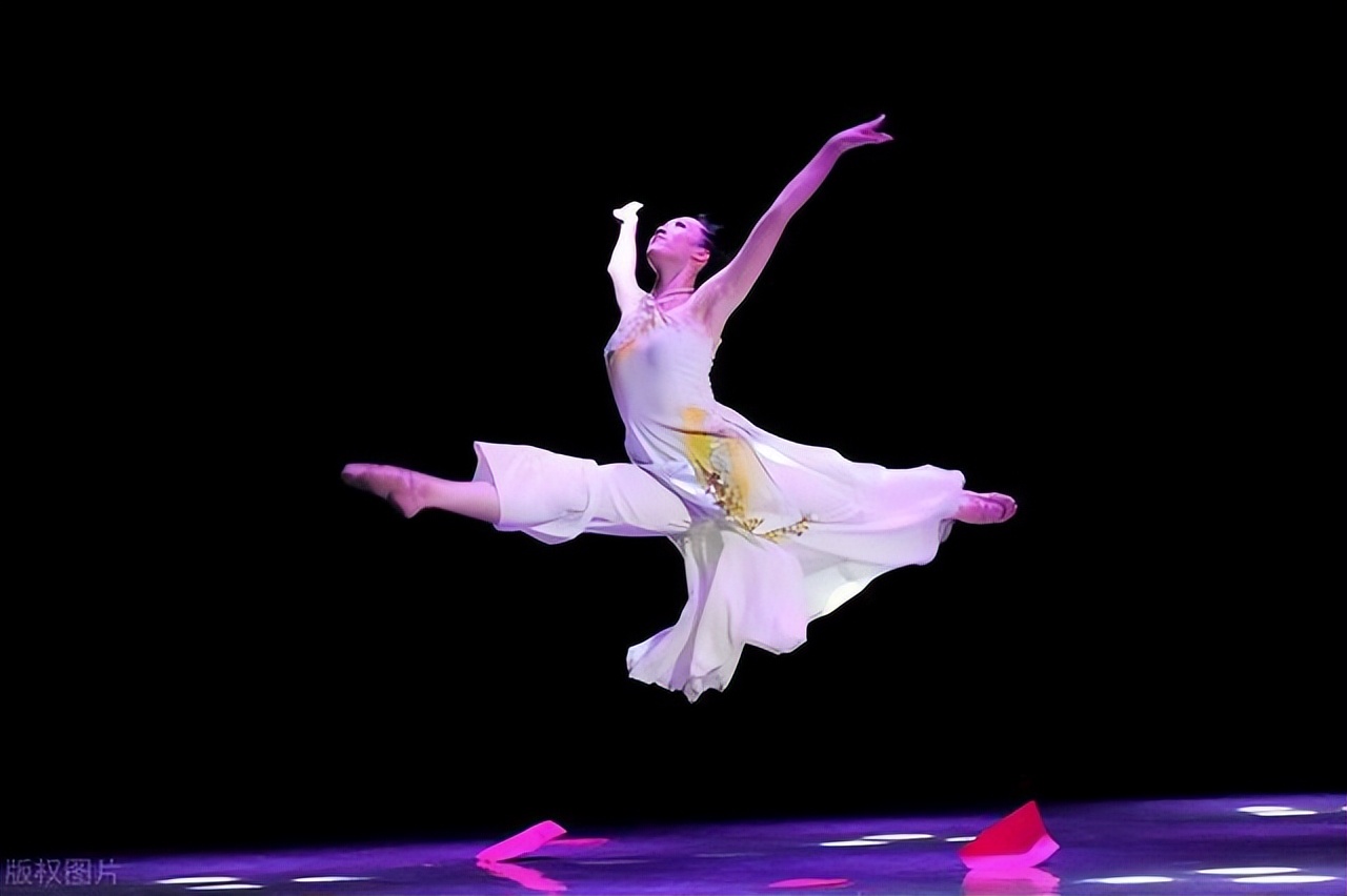 古代舞蹈和什么相通,中国传统舞蹈与中国古典舞