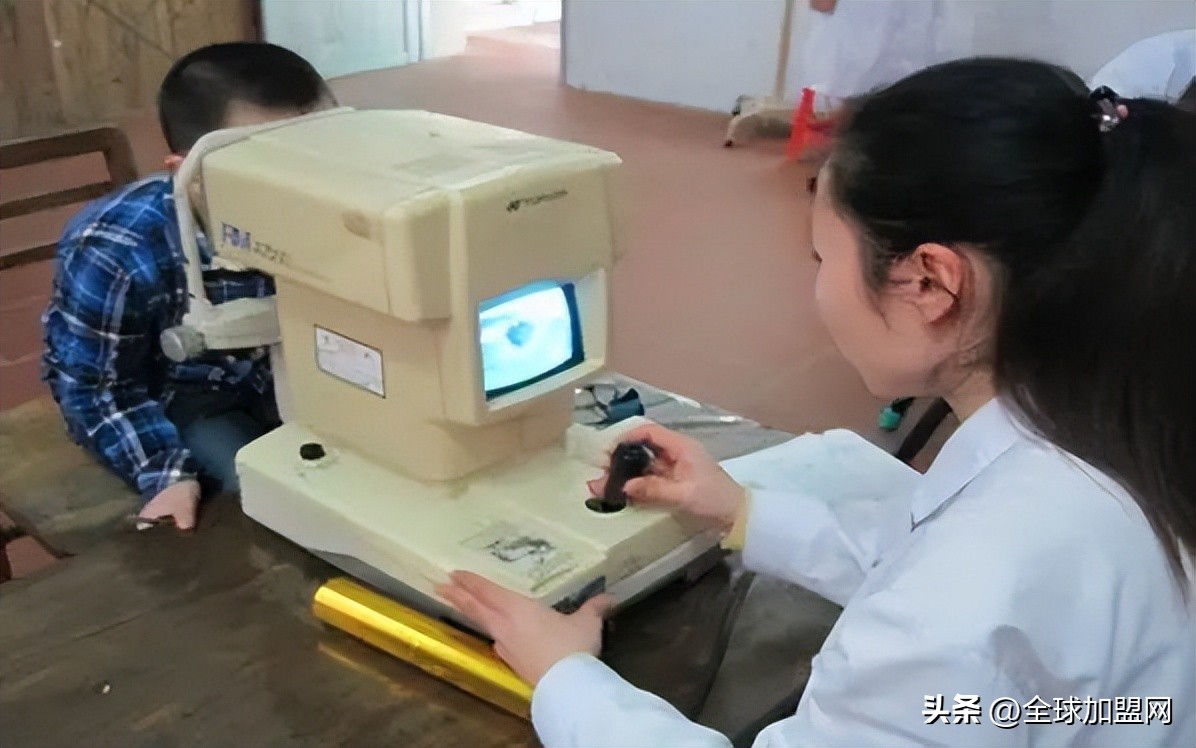 易视康青少年视力养护加盟,易视康视力恢复加盟项目