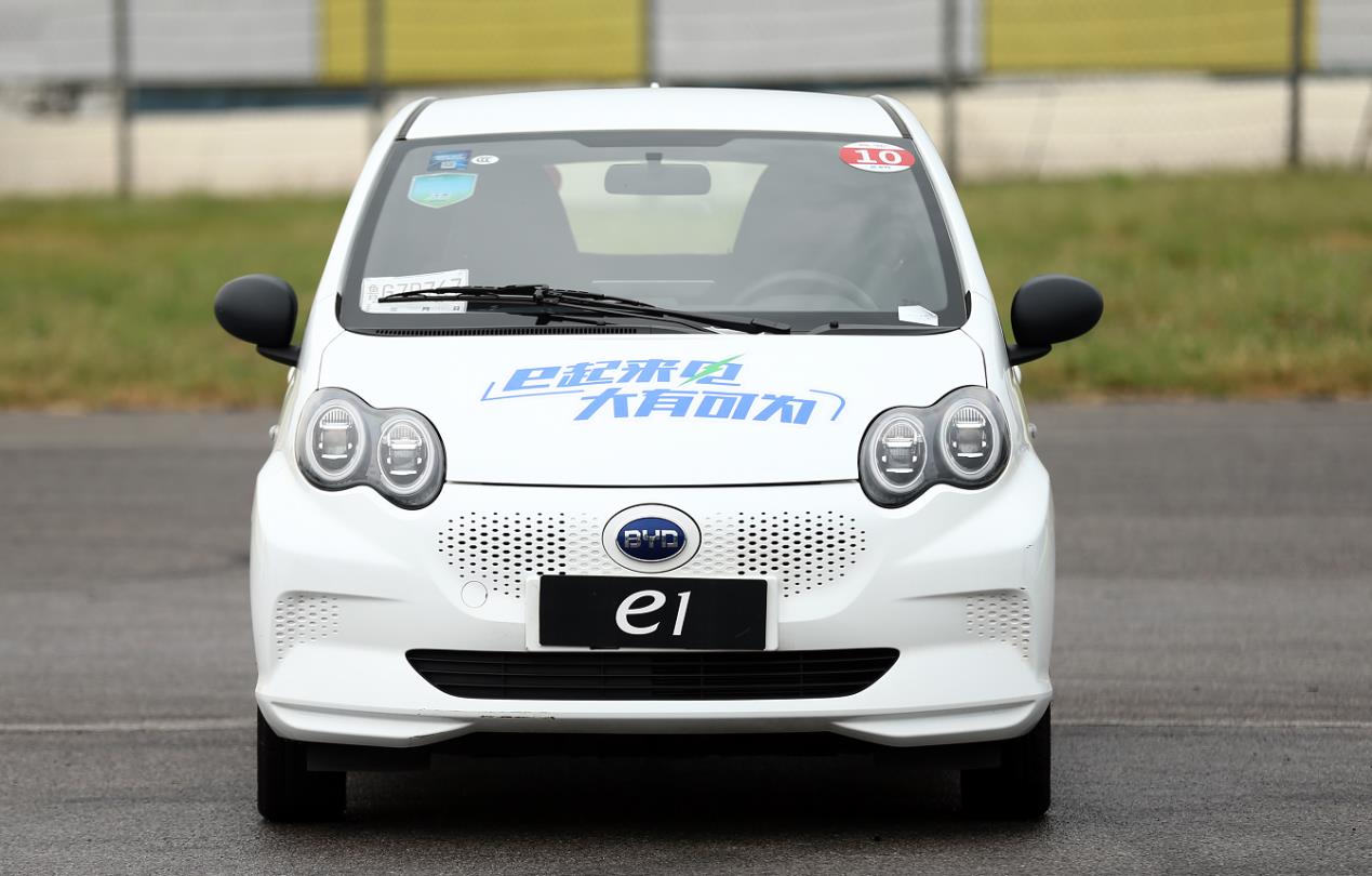 五菱和比亚迪电车哪个好,比亚迪电车在日本卖的快吗