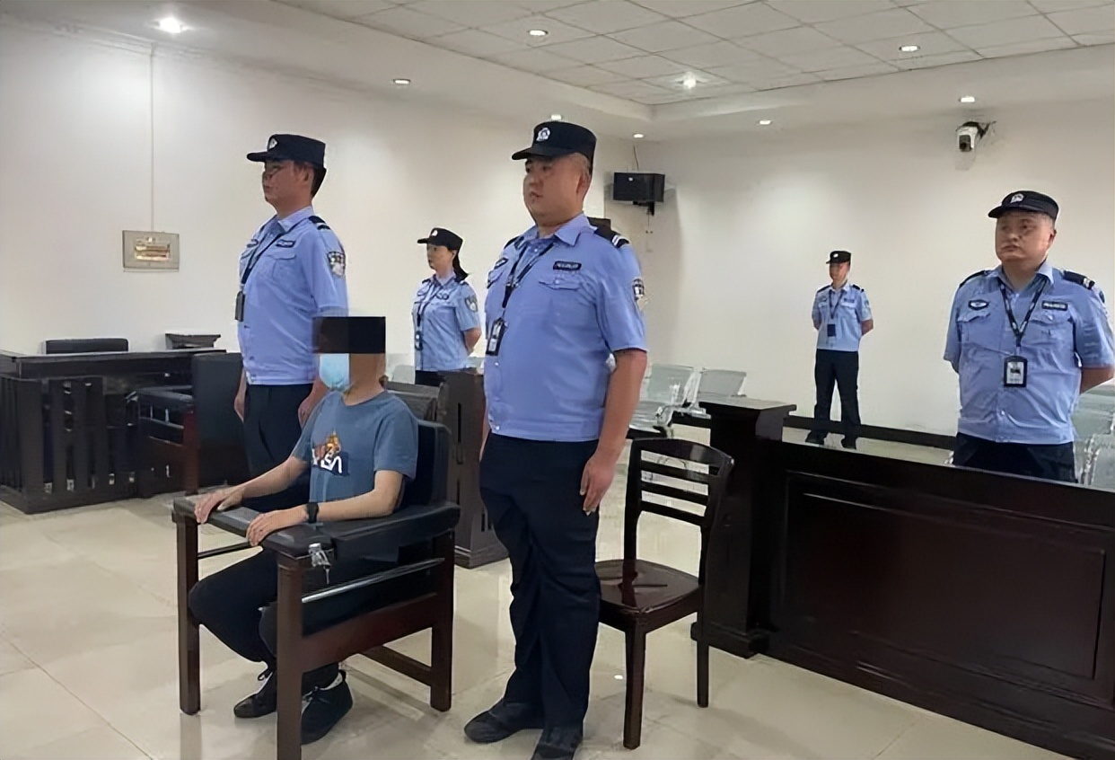 17岁亲生儿子被同学杀害后续,17岁儿子被同学杀害追凶17年