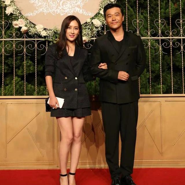 黄晓明Angelababy离婚，回顾两人世纪婚礼嘉宾现状，有7对离婚