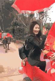 虽然我不会去纹身，但这些纹身确实有点意思：把肢体变成尺子