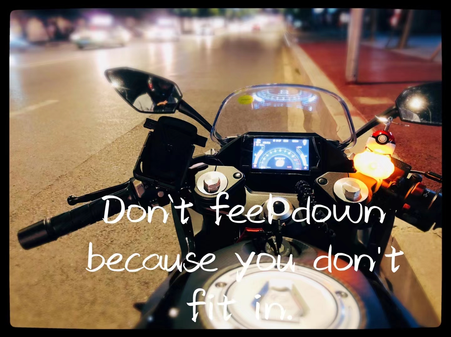 我们在错误的时间遇到了错误的人,在错误的时间遇到了不该爱的人