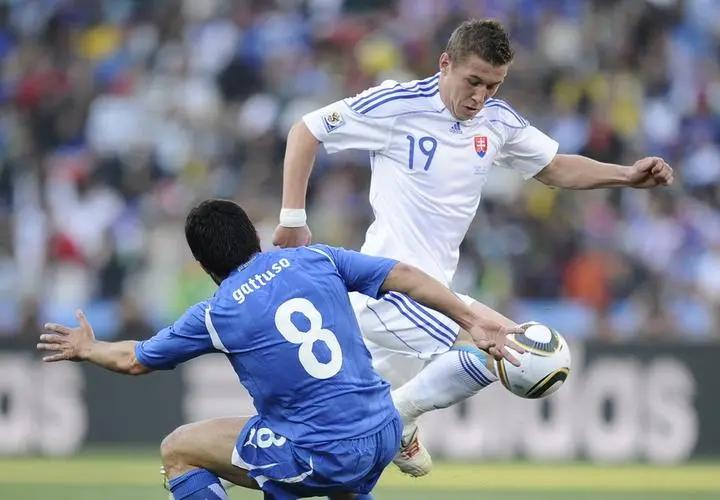 除了世界杯你还知道哪些足球赛事,盘点世界杯让人最难忘的3个亚军